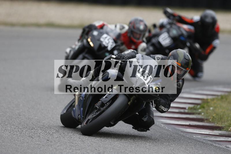 /37 09.08.2026  Pluess Motosport ADR/Freies Fahren/451